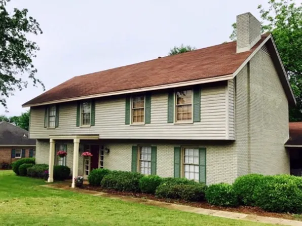 3110 Highfield Dr, Montgomery, AL 36111