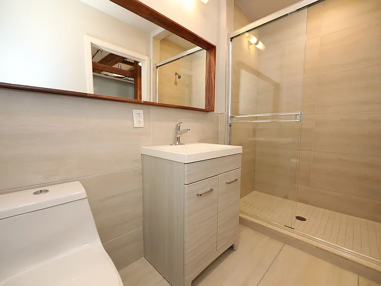 1822 E Glenwood Ave — Photo 11