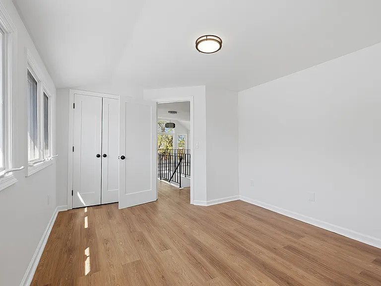 426 Main St #G — Photo 17