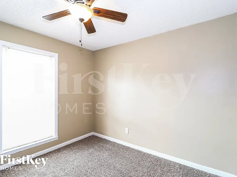2426 Morning Vista Dr — Photo 11