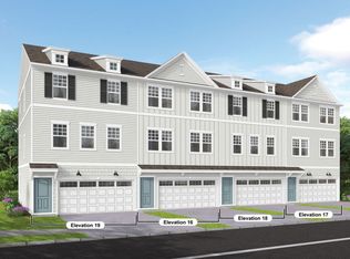 Joliet Plan, Lakeside Townes at Riverlights, Wilmington, NC 28412