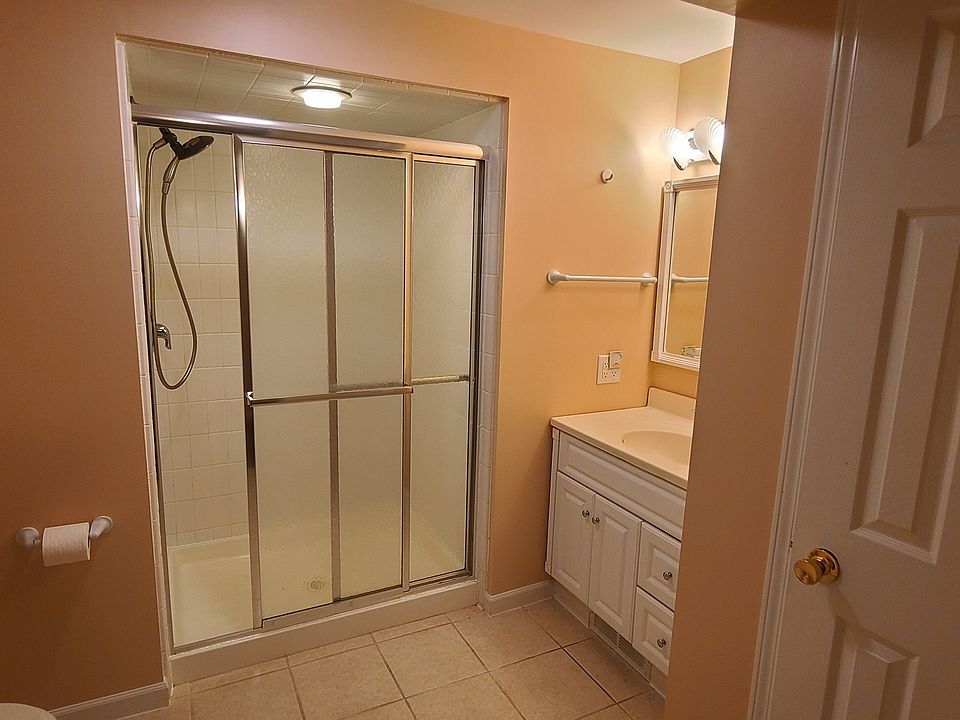 43W951 Fox Hill Ct, St Charles, IL 60175 | MLS #12539324 | Zillow