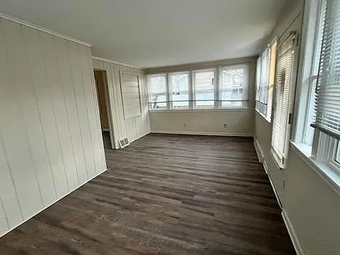 2 bed, 560 sqft, $1,250 — Photo 2