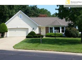 3612 W 79th Ter, Prairie Village, KS 66208