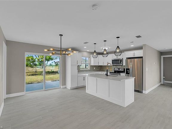 5th image of 1728 NW 8th PL