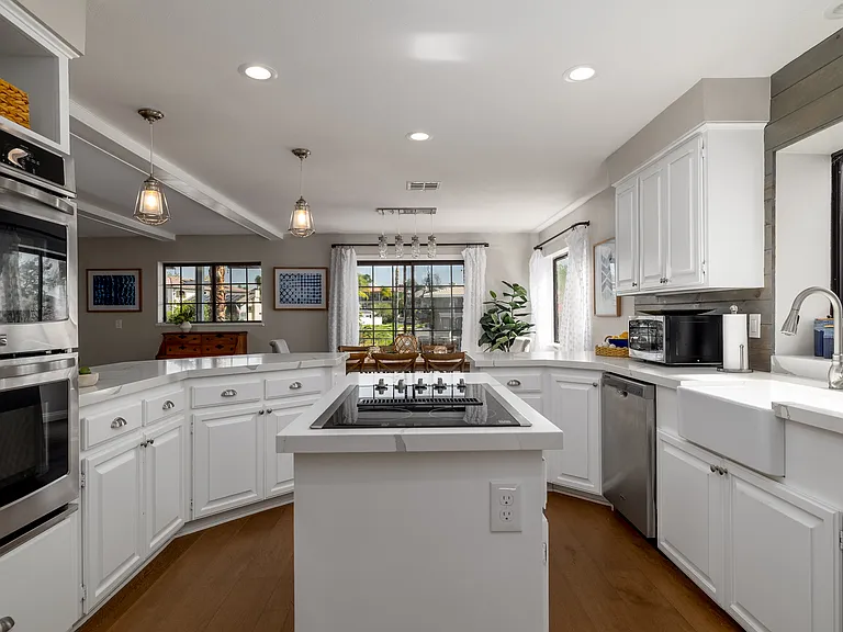 30092 Clearwater Dr — Photo 8