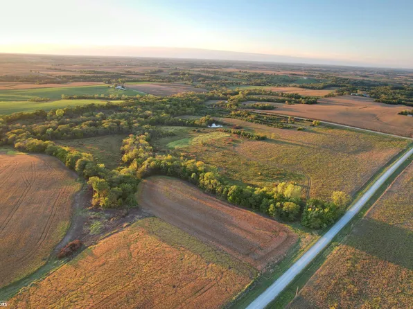 110 Street, Eddyville, IA 52553