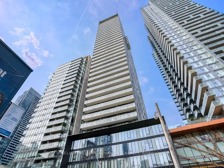 28 Wellesley St E #603 — Photo 1