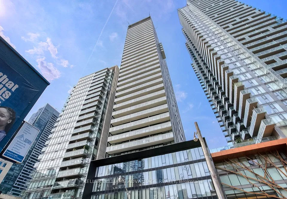 28 Wellesley St E #603