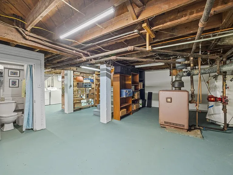932 Woodrow Ave — Photo 33