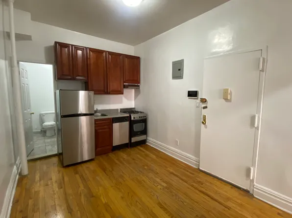 412 West 56th Street image 1 of 11