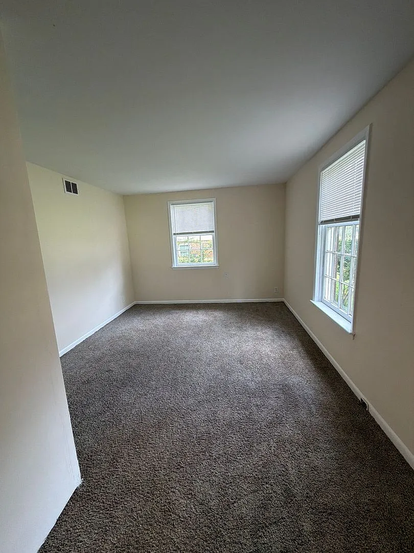 T.R. Lawing Realty Property — Photo 2