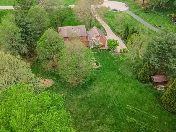 1021 Wesbend Dr, Frankfort, KY 40601