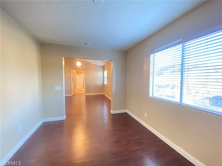 708 Hillview St — Photo 21