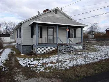 215 Jane St photo 1