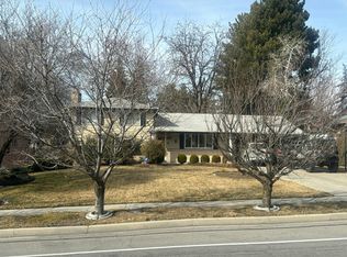 4906 S Cottonwood Ln, Holladay, UT 84117