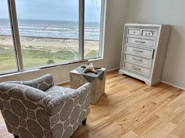 17009 San Luis Pass Rd, Galveston, TX 77554