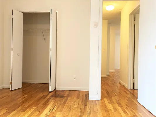 Rented by ZealEstate Group Inc | media 19