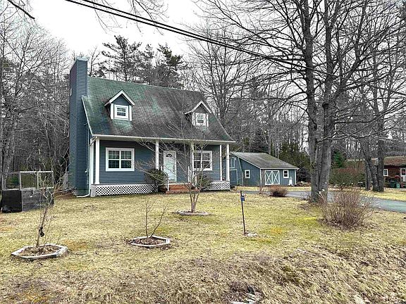 2nd image of 77 Emeneau Rd