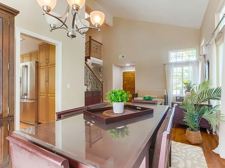 10730 Carillon Ct — Photo 11