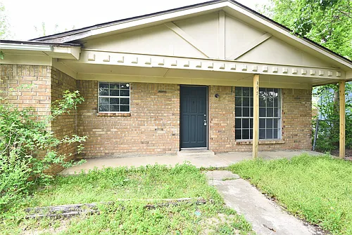 317 W Linda St Photo 1
