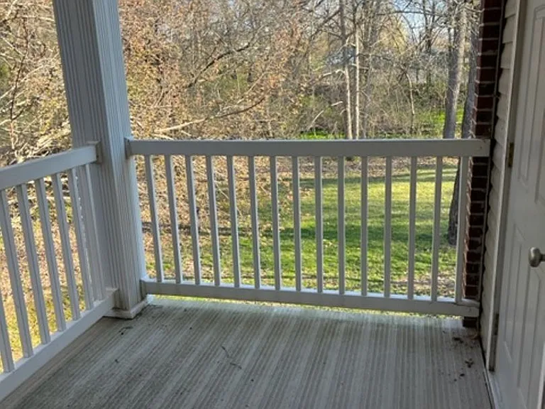 Hollow Creek IV Apartments — Photo 38