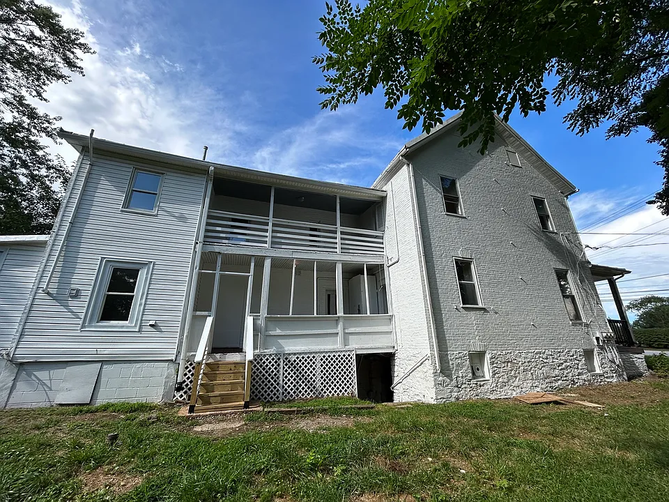 720 Littlestown Pike #B