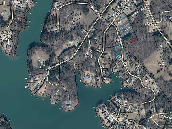 208 Long Bay Dr, West Union, SC 29696