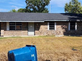 1402 Cary Ave, Jennings, LA 70546
