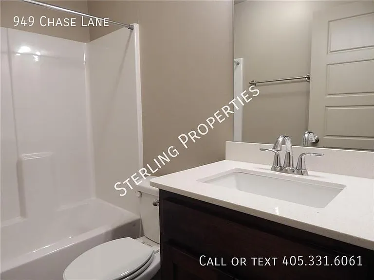 949 Chase Ln — Photo 29