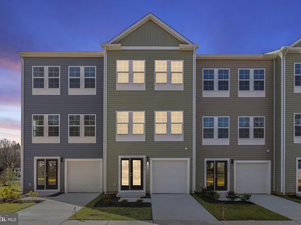 103 Sage Creek Ct, Manassas Park, VA 20111