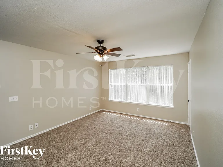10266 Mission Crk — Photo 11