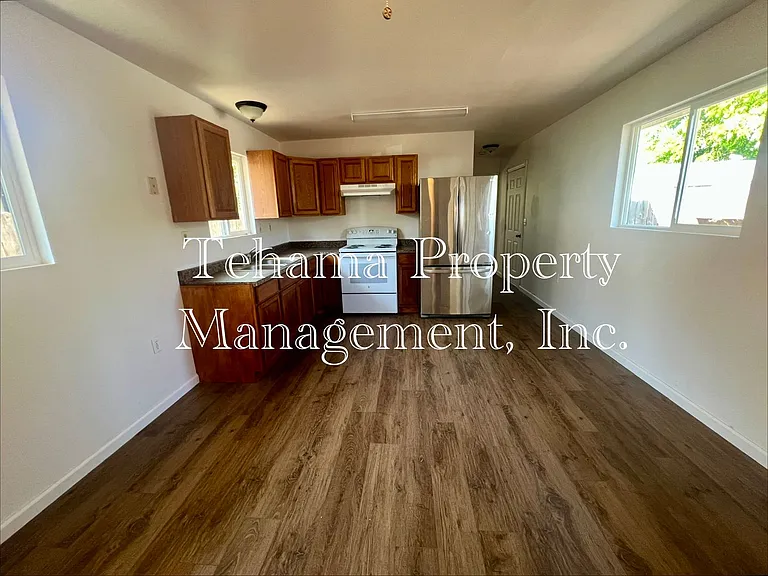 627 Santa Maria Ave — Photo 3