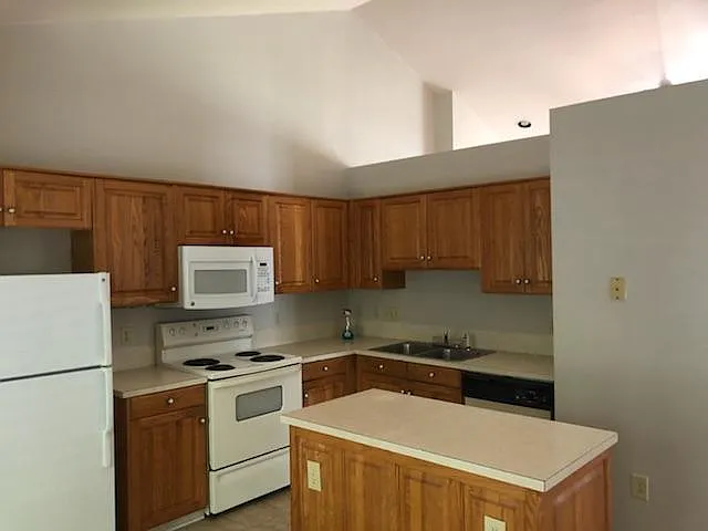 8003 David Lee Ln — Photo 2