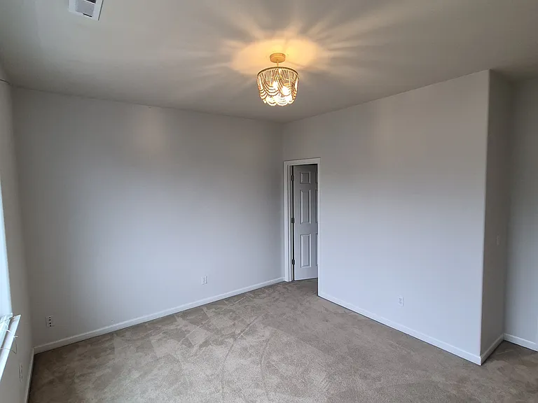 15776 SW Snowy Owl Ln — Photo 25