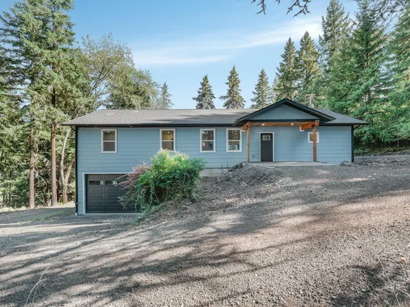 283 Upper Terrace Ln, Glide, OR 97443