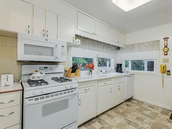 4th image of 16325 Watson Road
