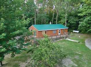 410 Laurel St, Howard City, MI 49329
