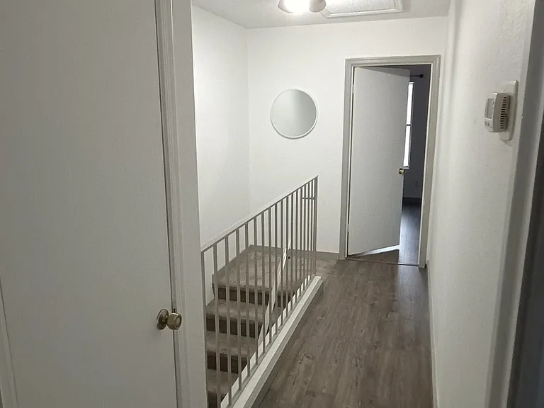 1961 N Hartford St #1021 — Photo 26