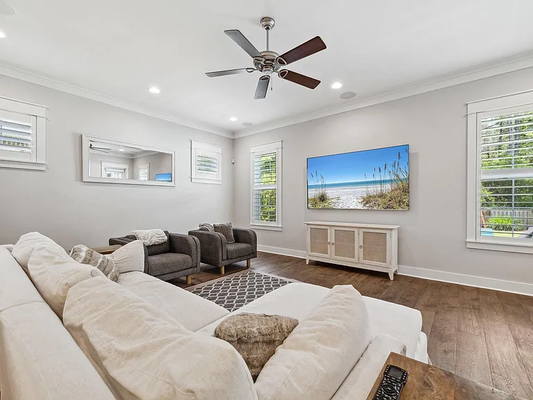 327 Cobalt Ln — Photo 11