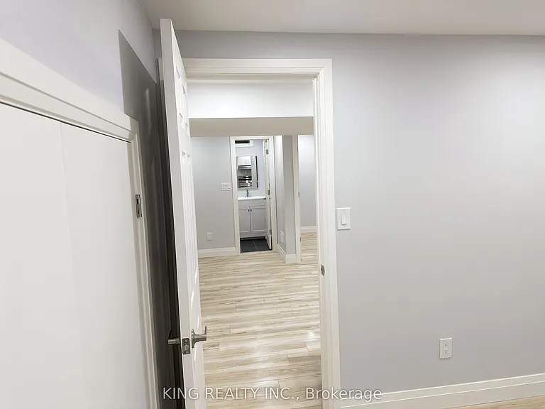 1012 Barton Way #BASEMENT — Photo 11
