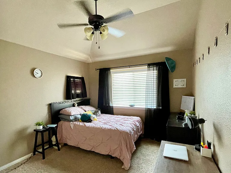 505 Branchwood Dr — Photo 10