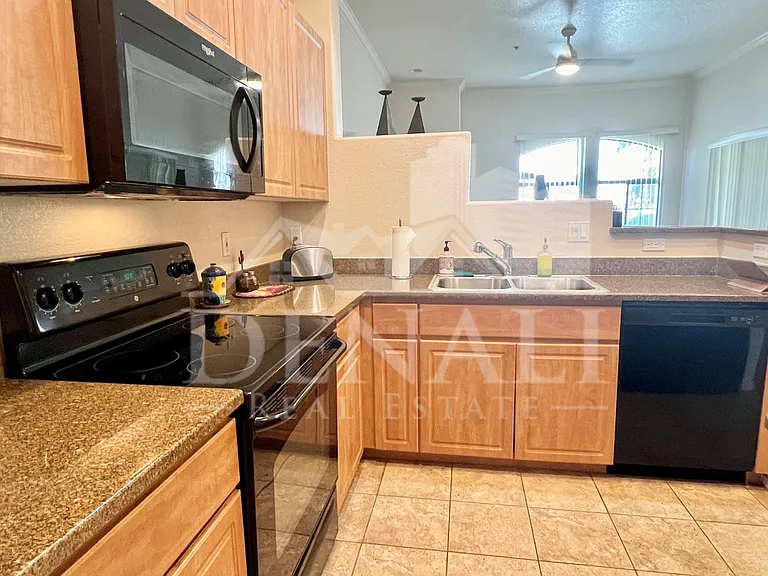 295 N Rural Rd #136 — Photo 13