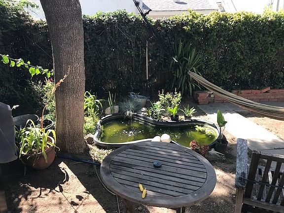 4th image of 1017 W Glenoaks Blvd