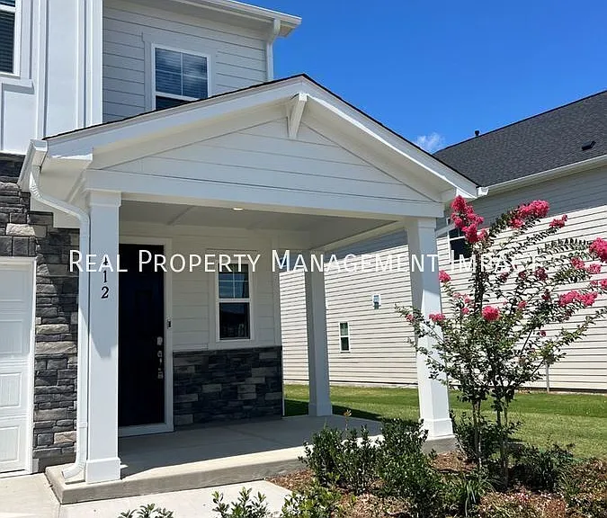 412 Daffodil Petal Ln — Photo 4