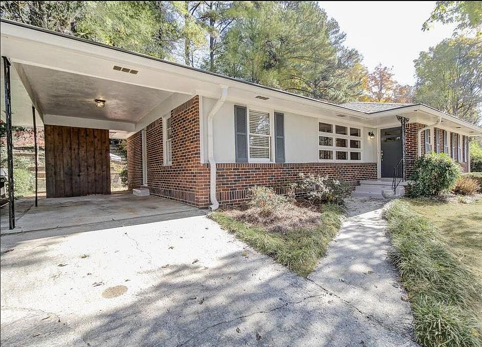 house - from driveway, carport