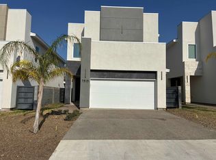 7515 Cresta Bella St, Laredo, TX 78041