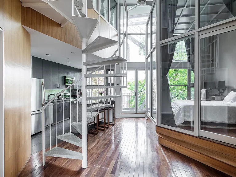 188 S 8th St #PENTHOUSE — Photo 17
