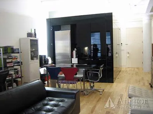 Sold by Anchor Associates | media 4