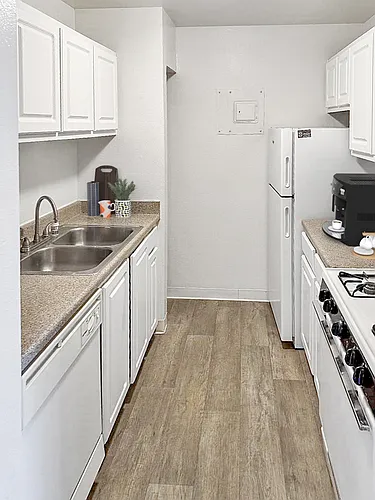 Via Apartments Photo 1